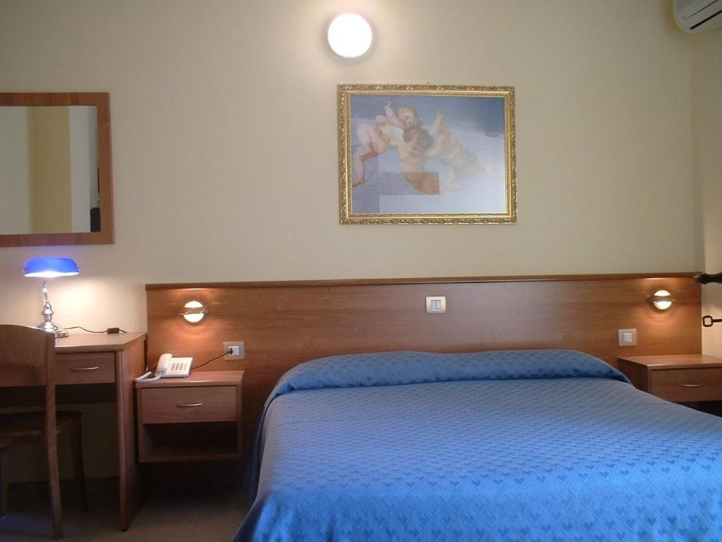 Hotel Il Vulcano Тропея Номер фото
